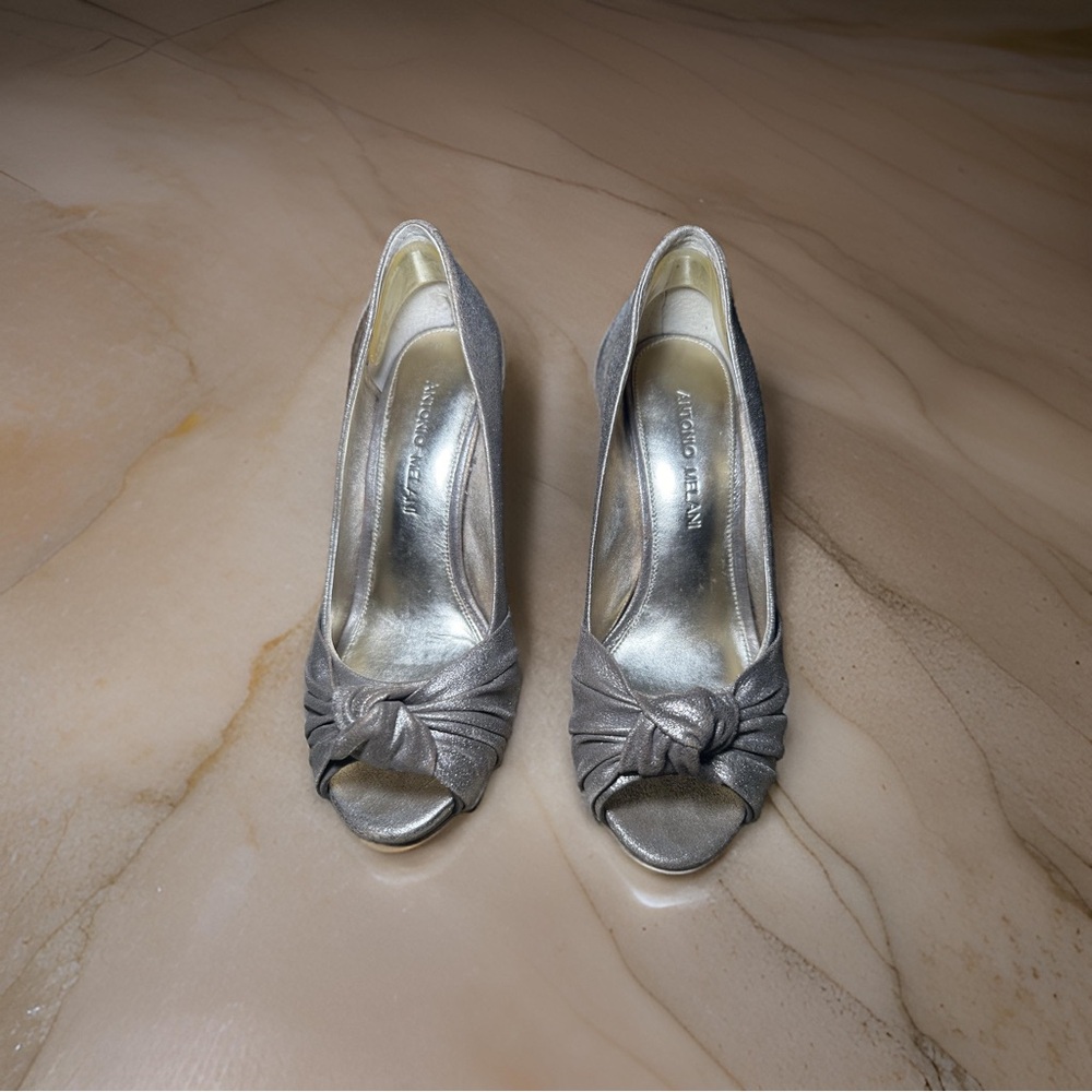 Antonio Melani Peek Toe Shimmery Gold